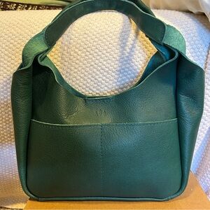 PORTLAND LEATHER Madison Medium Shoulder Bag Sea Glass